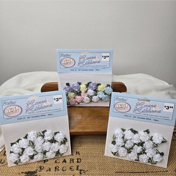 NWT Darice White & Pastel Ribbon Carnations Set ¾" Size 3packs of 15 each - Picture 1 of 3